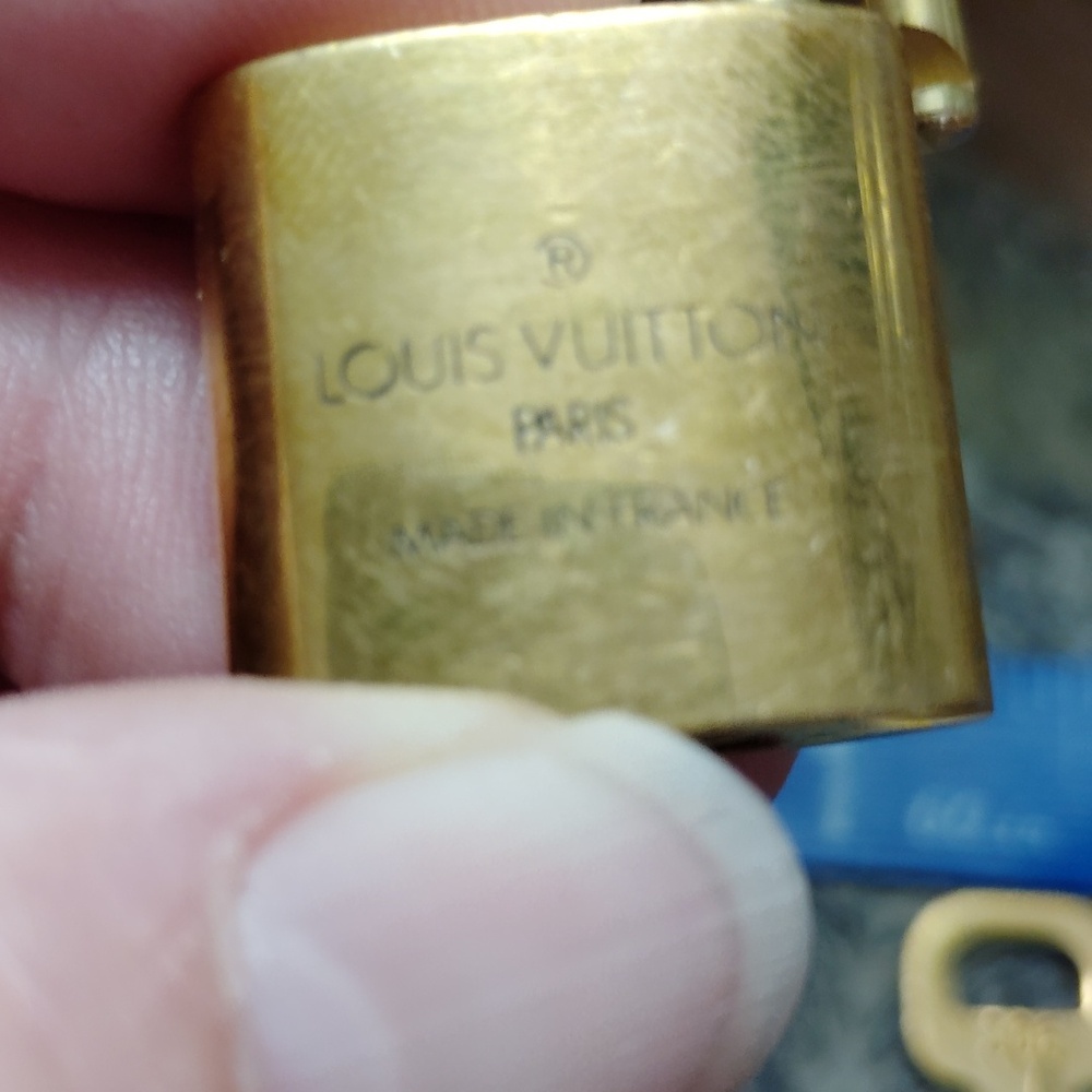Louis Vuitton 🔥🔥🔥 !!!Authentic!!! Lock With Key - Picture 8 of 8